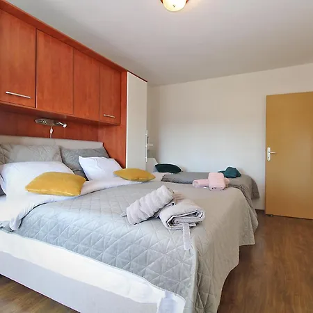 Tereza 1352 Apartamento Pula