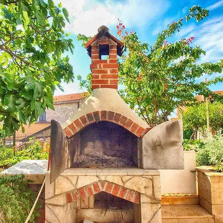 Apartment Tereza 1352 Pula