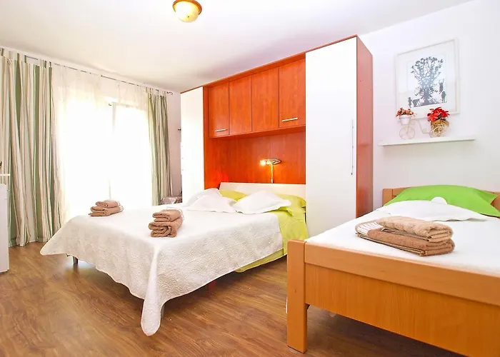 Apartment Tereza 1352 *