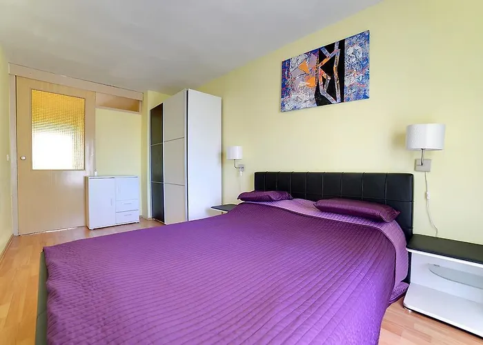 Tereza 1352 Apartment