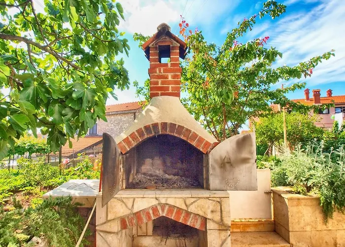 Apartment Tereza 1352 Pula