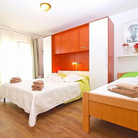 Apartment Tereza 1352 *